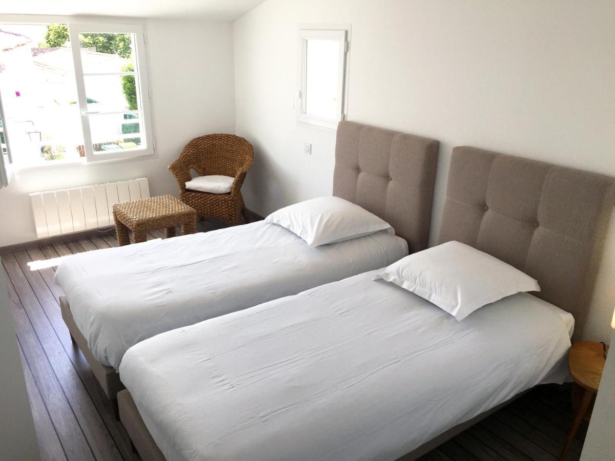 Hotel Le Square Saint-Pierre-d'Oleron Ngoại thất bức ảnh