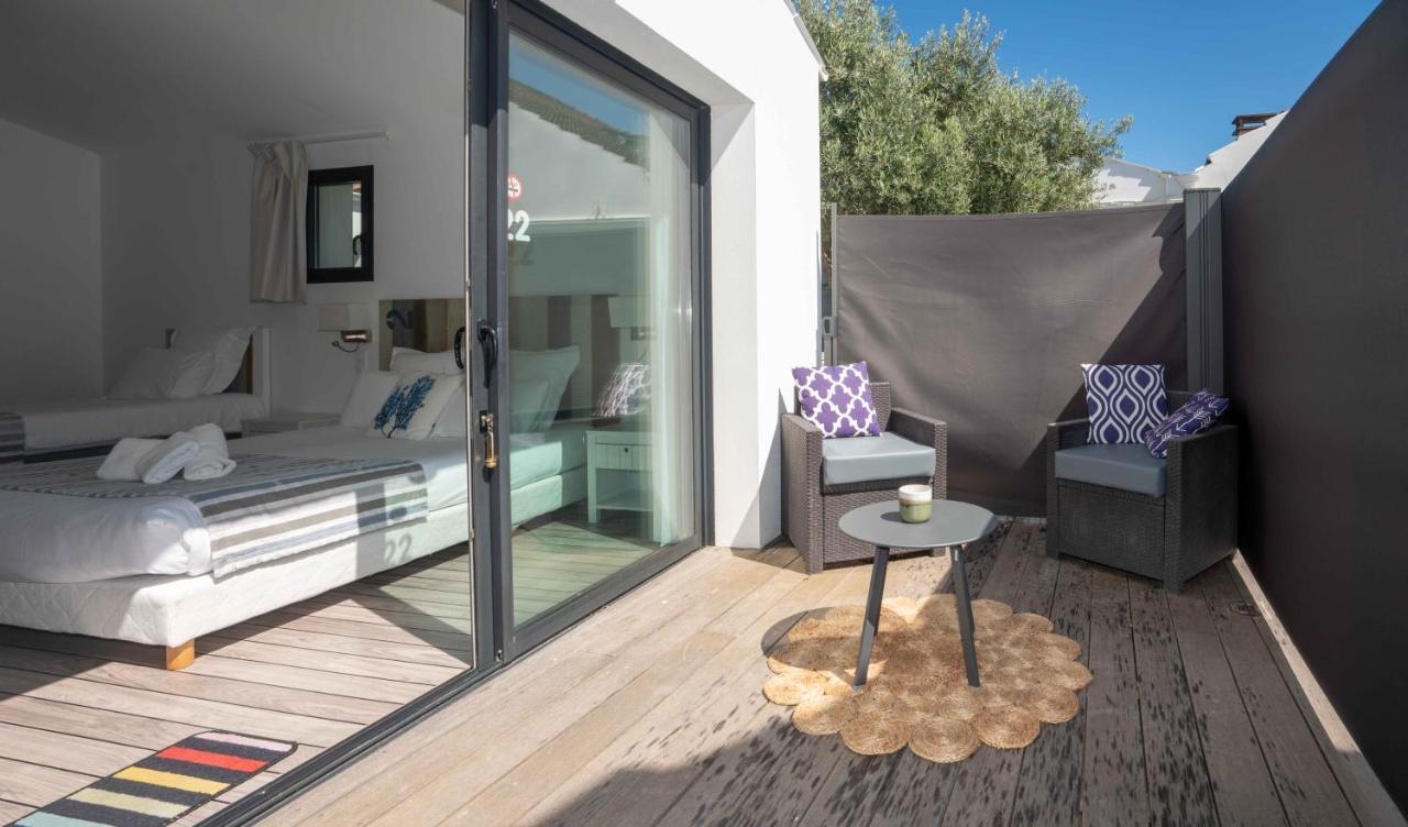 Hotel Le Square Saint-Pierre-d'Oleron Ngoại thất bức ảnh