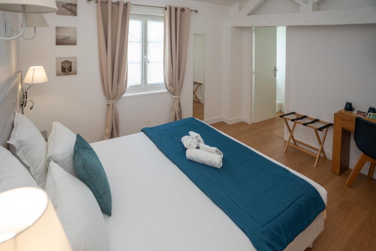 Hotel Le Square Saint-Pierre-d'Oleron Ngoại thất bức ảnh