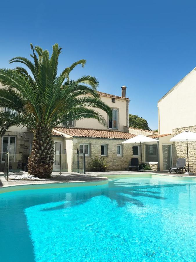 Hotel Le Square Saint-Pierre-d'Oleron Ngoại thất bức ảnh