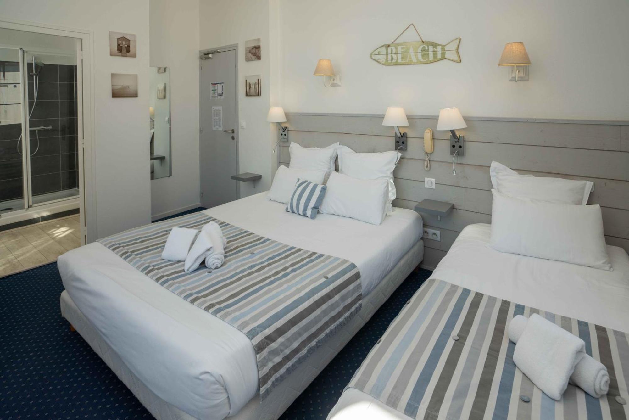 Hotel Le Square Saint-Pierre-d'Oleron Ngoại thất bức ảnh